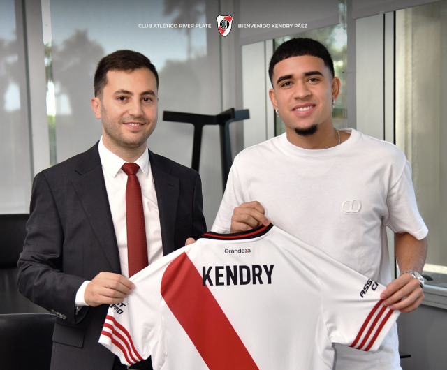 Kendry Paez 2