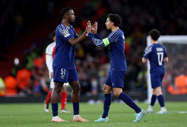 Willian Pacho-Arsenal-Paris Saint Germain-Champions League-2025