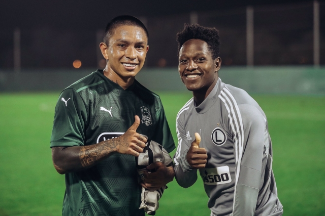 Joel Valencia 4