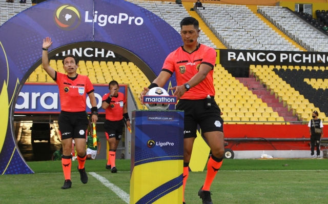 arbitros 15