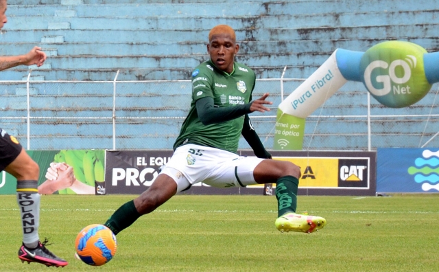 Oscar Quiñonez