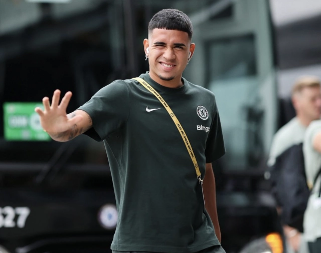 Kendry Paez 2