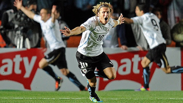 Diego Forlan 8