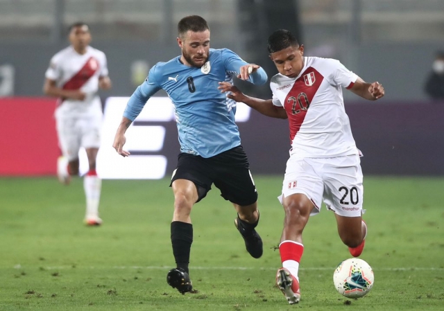 Edison Flores 2