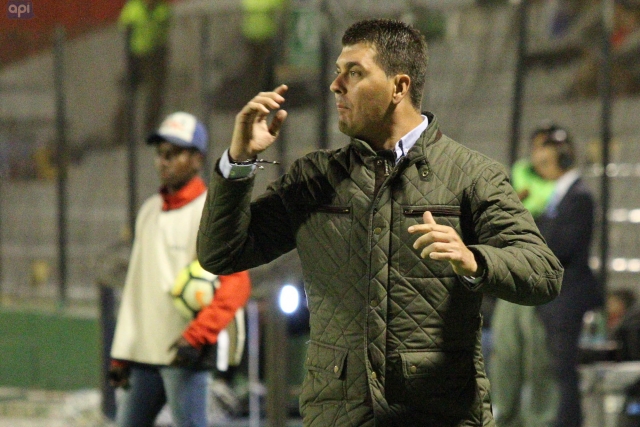 Ismael Rescalvo 9