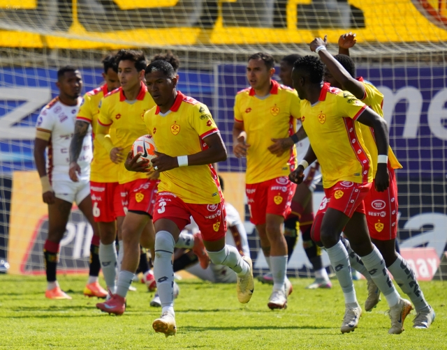 Aucas 14
