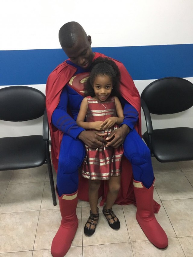 Énner Valencia Súperman 2