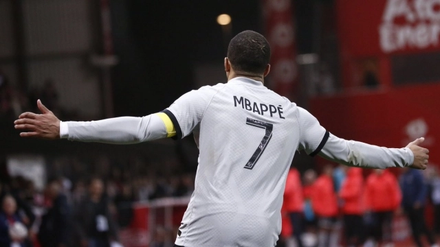 Kylian Mbappe 14