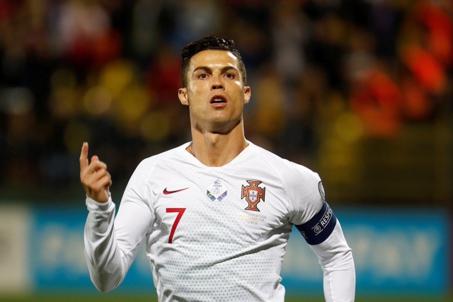 Cristiano Ronaldo 2