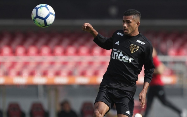 Joao Rojas 4