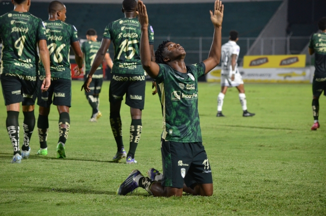 Bruno Caicedo 6