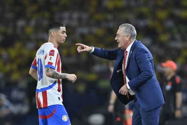 Gustavo Alfaro-Colombia-Paraguay-fifa-world-cup-2026-qualifier