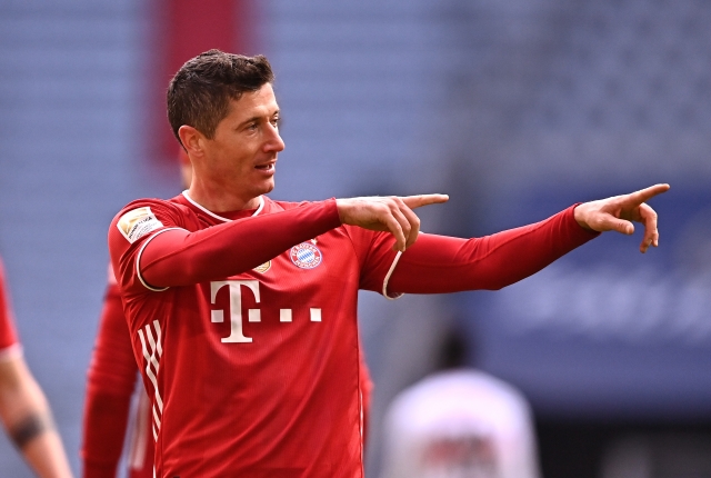 Robert Lewandowski 5