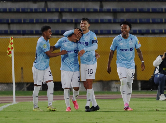 U Catolica 11