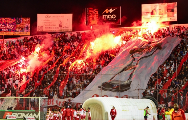 Hinchada LDU