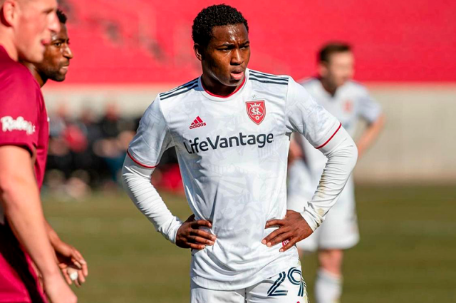 Anderson Julio 4