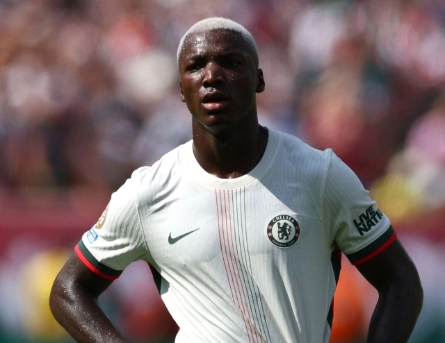 Moises Caicedo 5