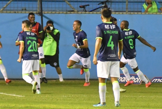 Buhos ULVR 8