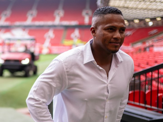 Antonio Valencia 4