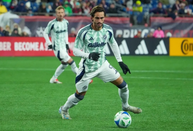 Leonardo Campana 6