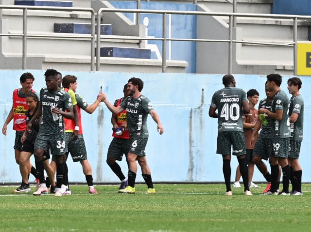 Leones FC 12