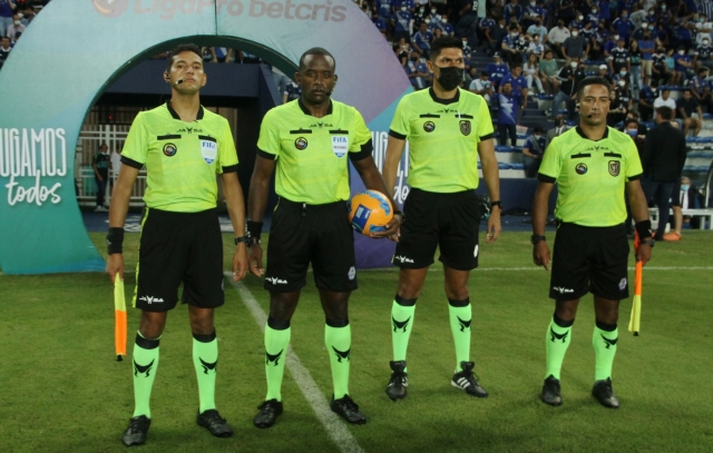 Arbitros 1