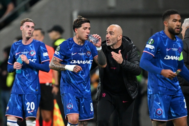 Enzo Maresca-Real Betis-Chelsea-Conference League-final-2025