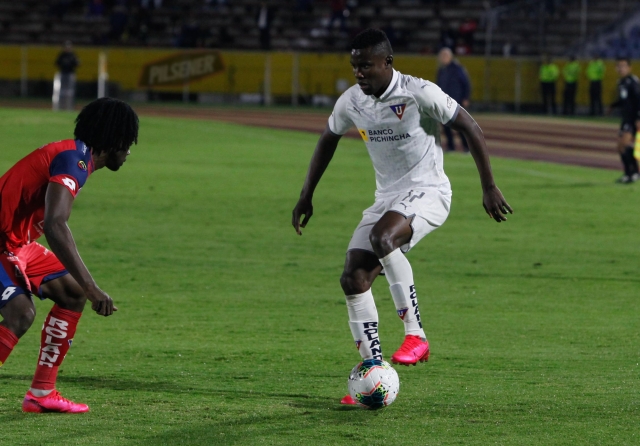 Marcos Caicedo 3